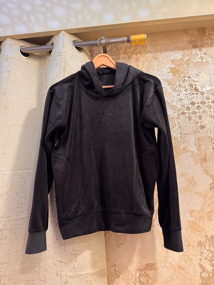 Velvet Sweatshirt ✨