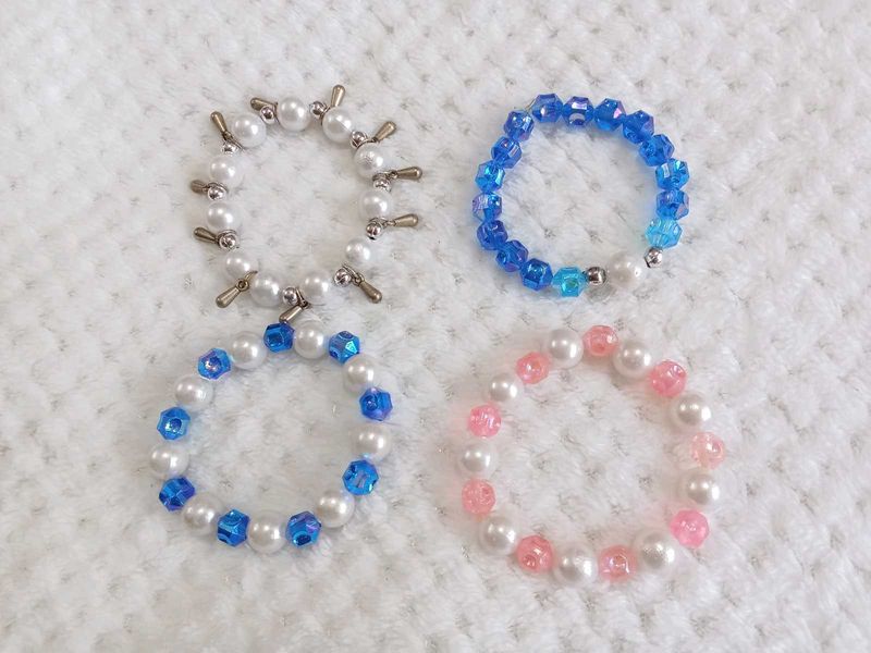 Beaded Bracelet Set of 4