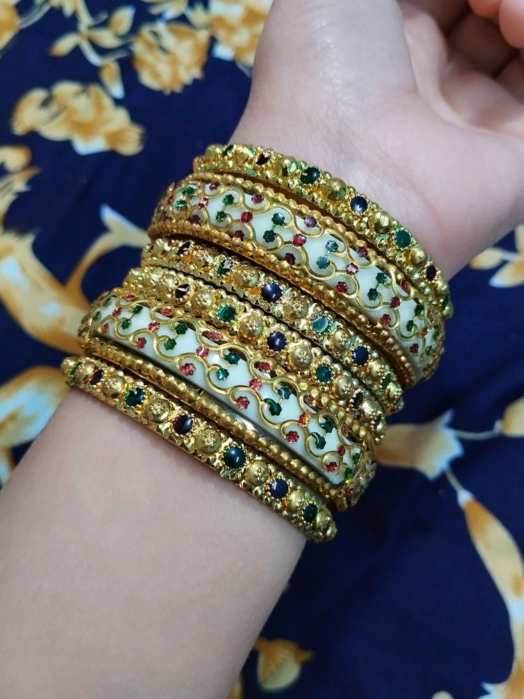 Metal Bangles Set