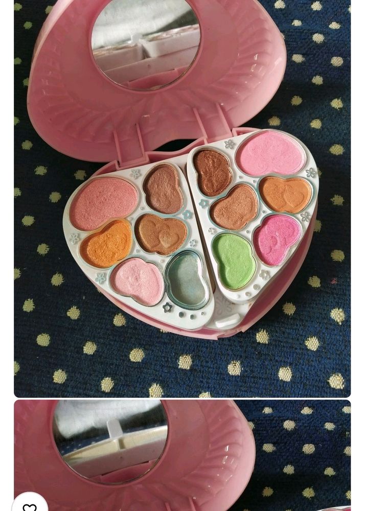 eye shadow