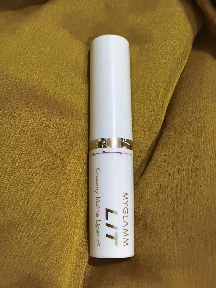 MYGLAMM LIT Lipstick