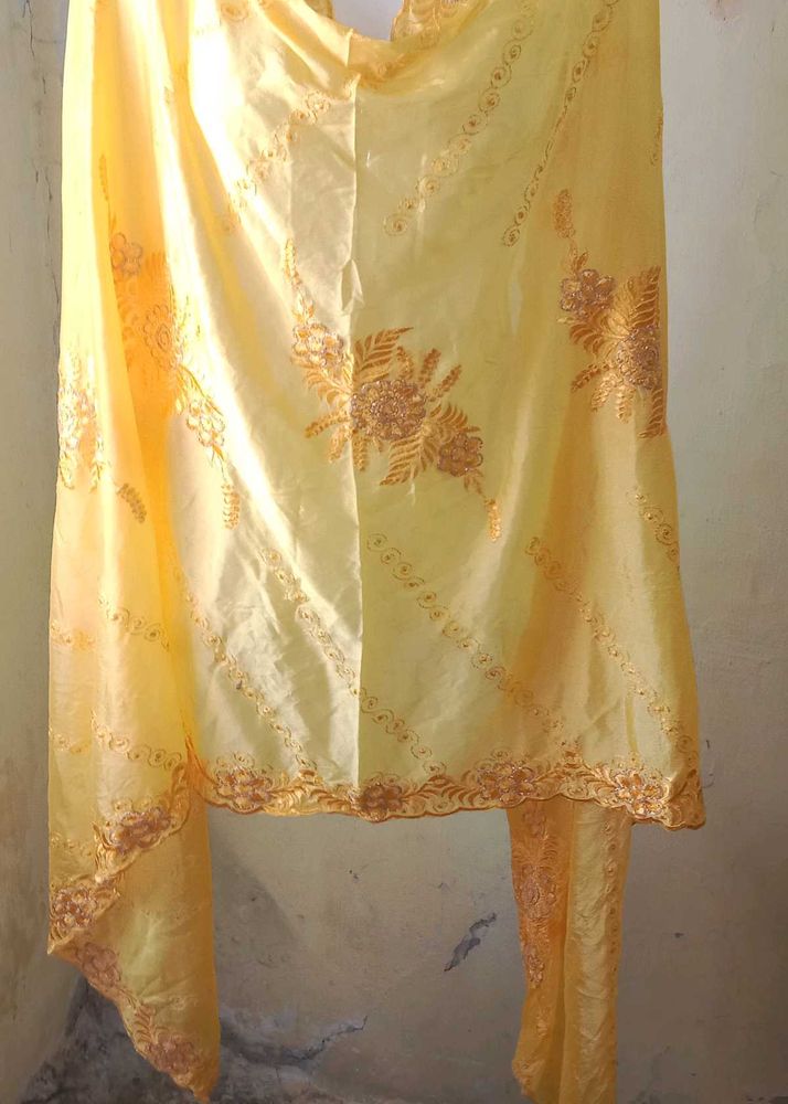 Elegant Yellow Dupatta