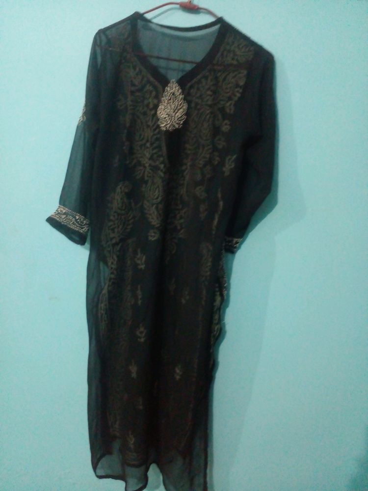Chikankari  Kurti And Sarara   Very  Beautiful