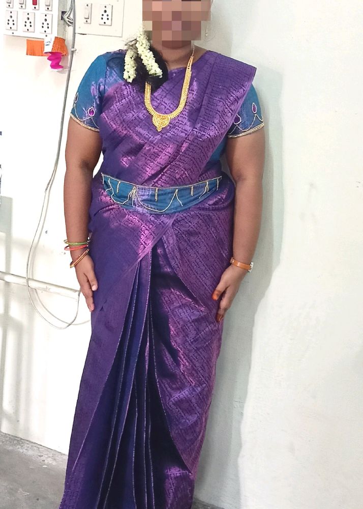 🥰 Great Deal🤩Dazzling Saree With Blouse