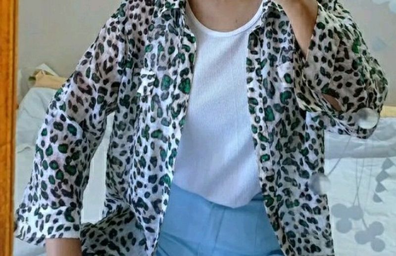 Printed Shrug
