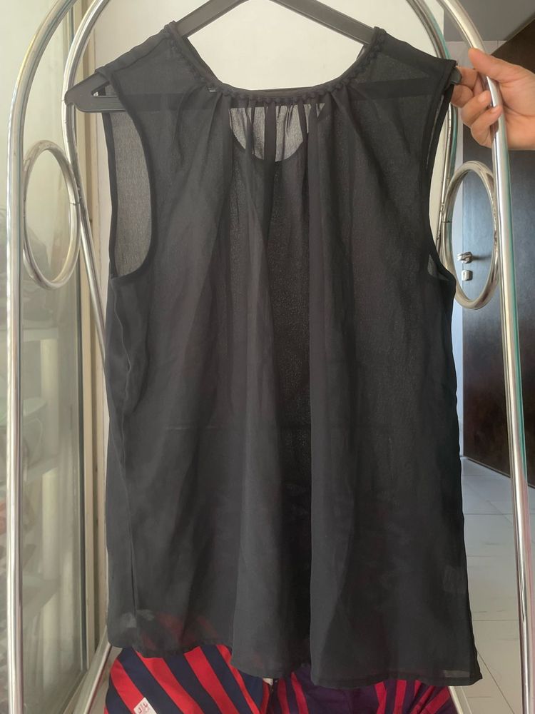 Sleeveless Black Top