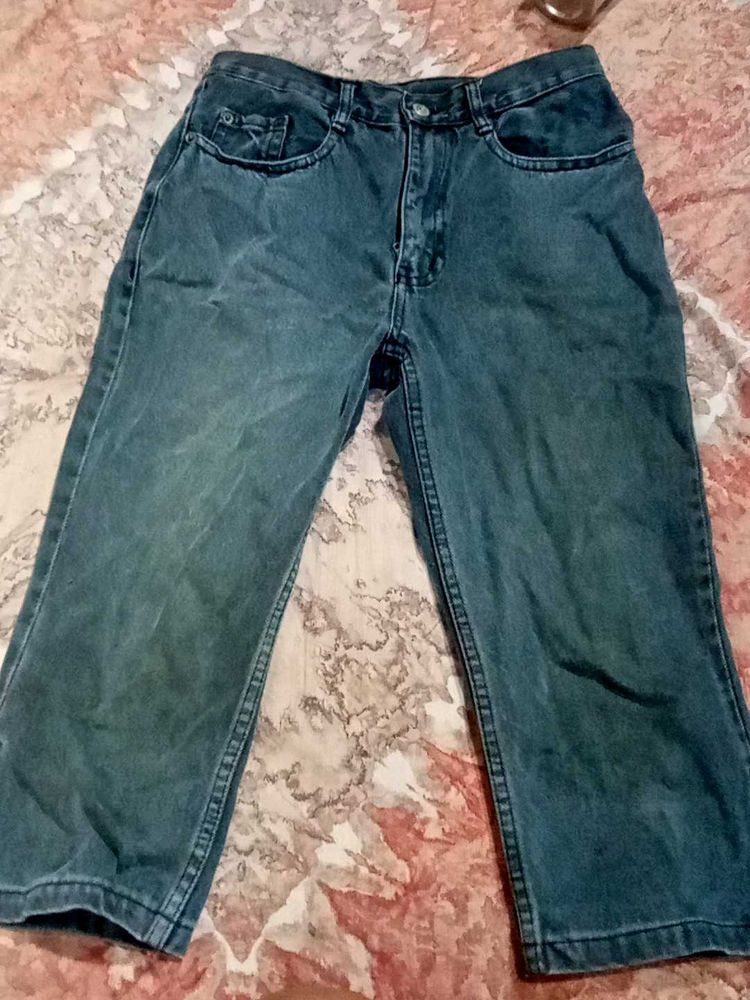 Black capri Pant