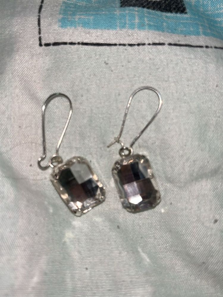 Elegant Crystal Drop Earrings