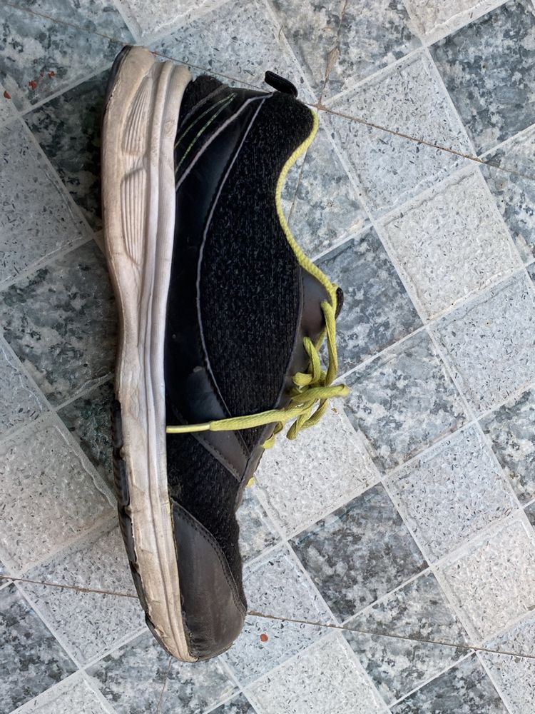 Black Running Shoe