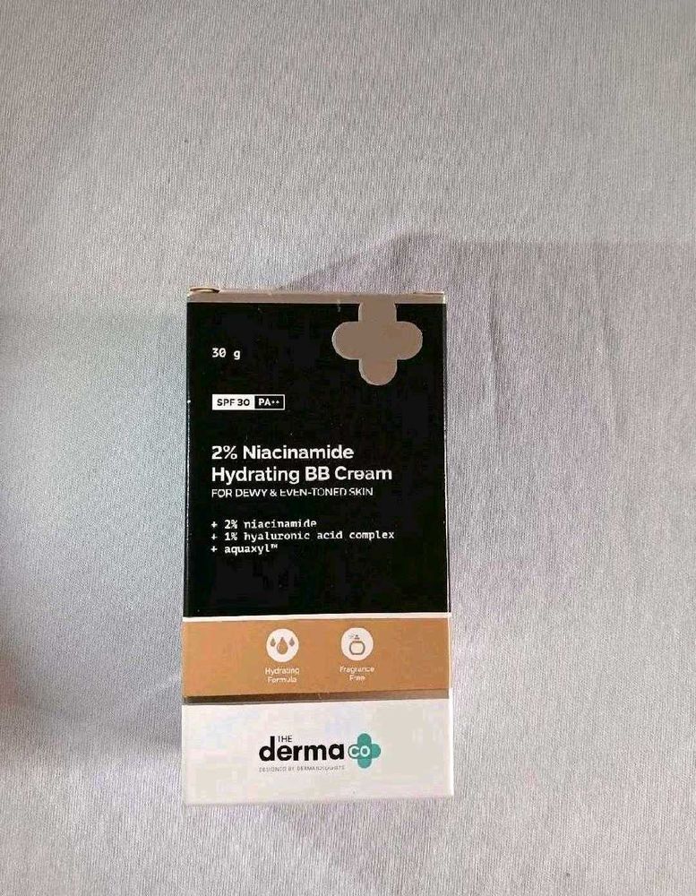Shade: Nude; 2% Niacinamide Hydrating BB Cream