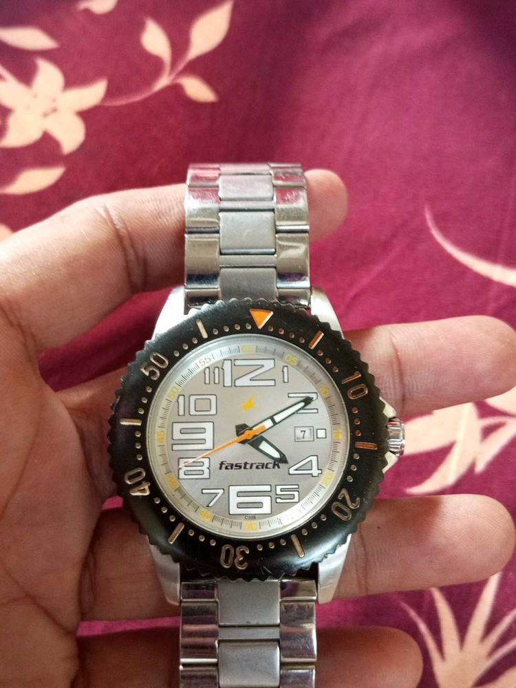Fastrack Orignal Mens Quartz Analog with Date