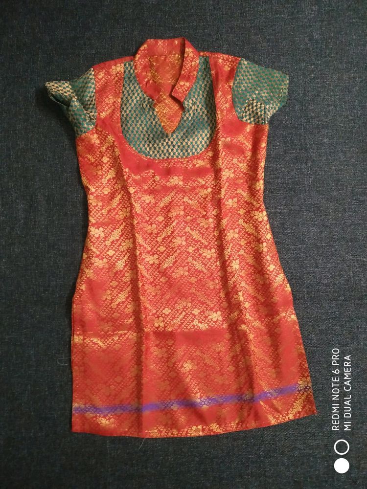 Zari Kurti Red &amp; Green