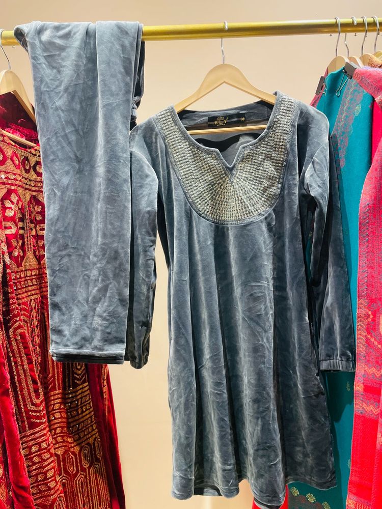 Elegant Velvet Kurta Set