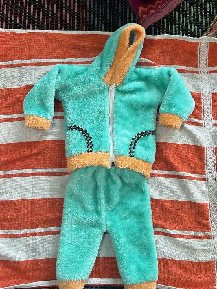 Cute Fuzzy Baby Outfit Set