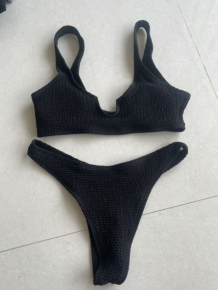 Black Bikini