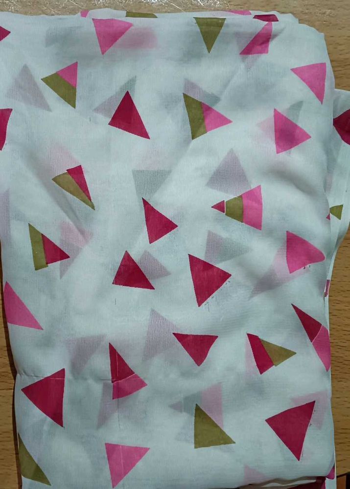 2 Women&#39;s Sarees