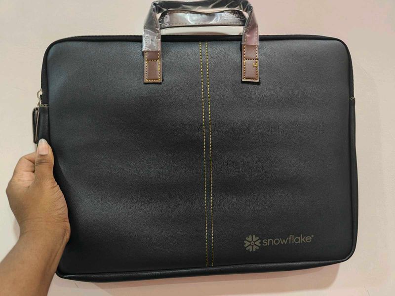 Snowflake Laptop Bag