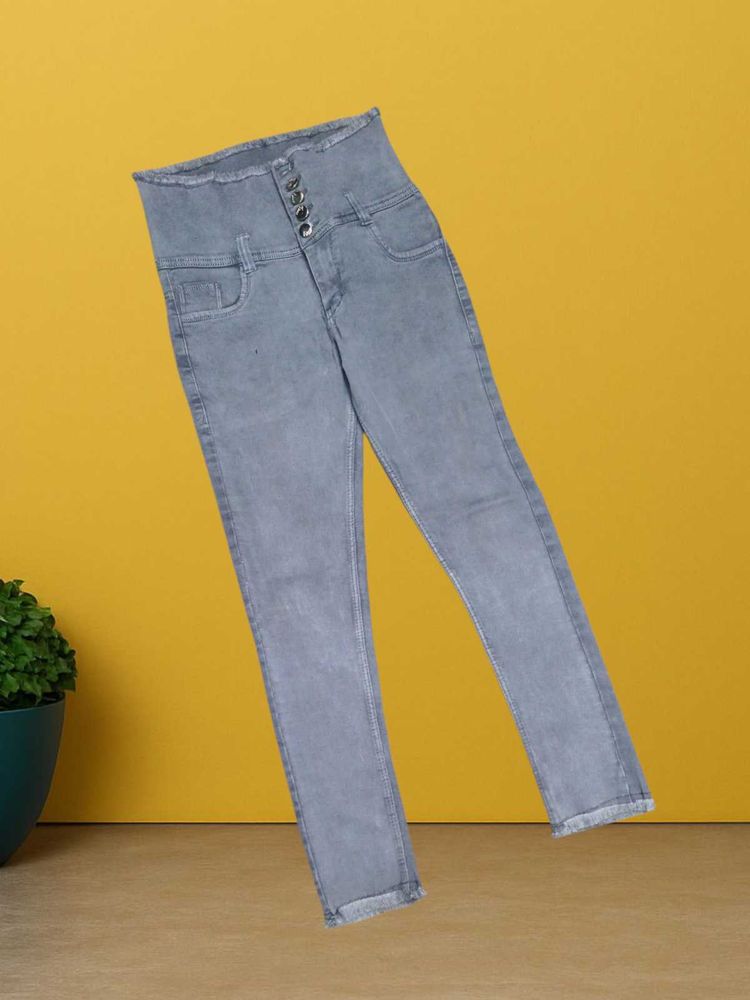 N@74 Size-28 High-Waisted Jeans