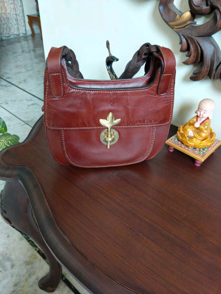 Brand New Hidesign Pure