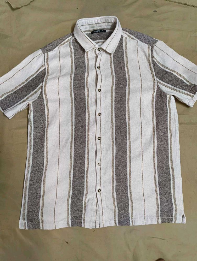 zudio mens vertical striped half sleeves shirt