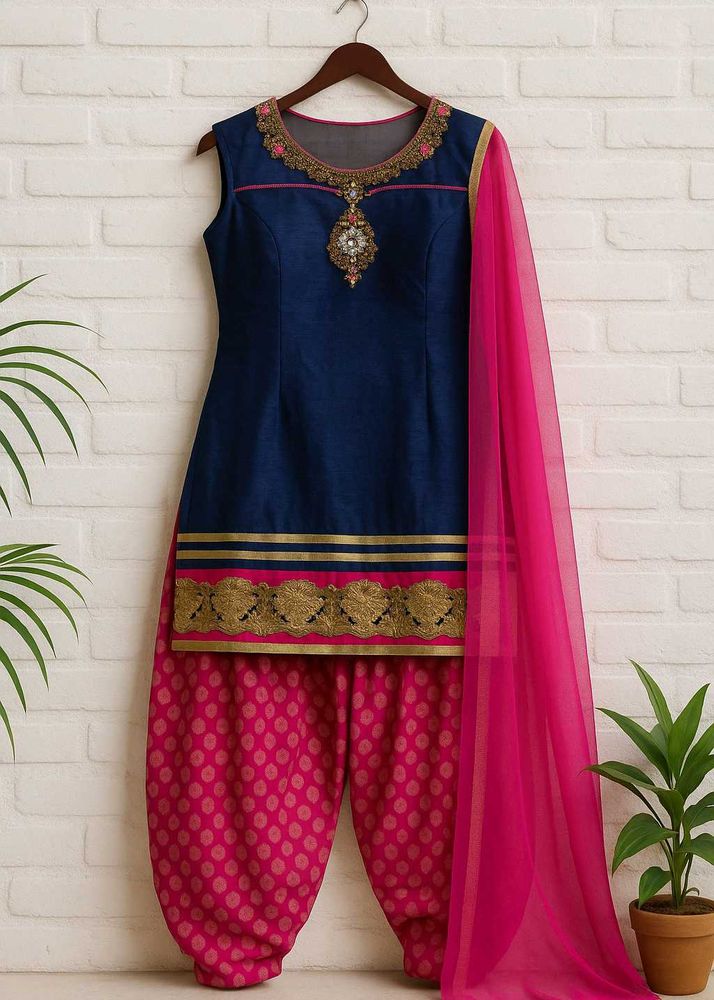 Navy &amp; Pink Salwar Kameez