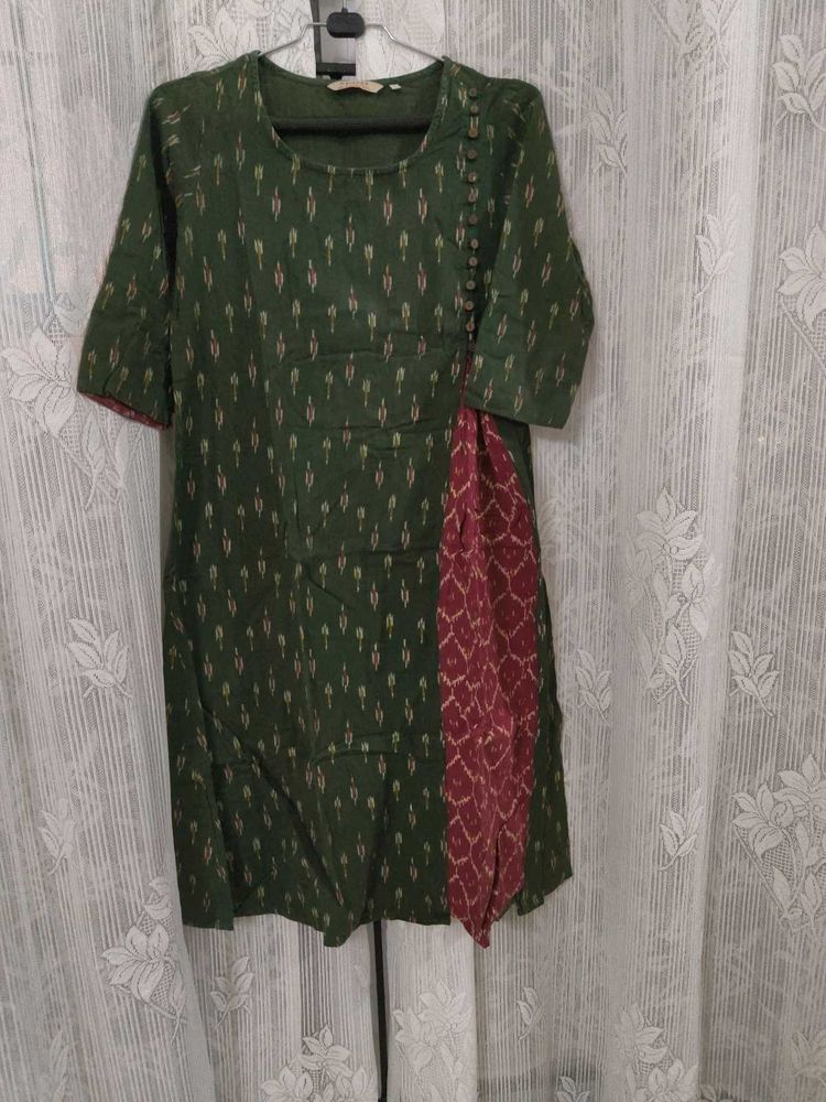 Melange Green Ikat Kurti – Side Slit Pattern | Siz