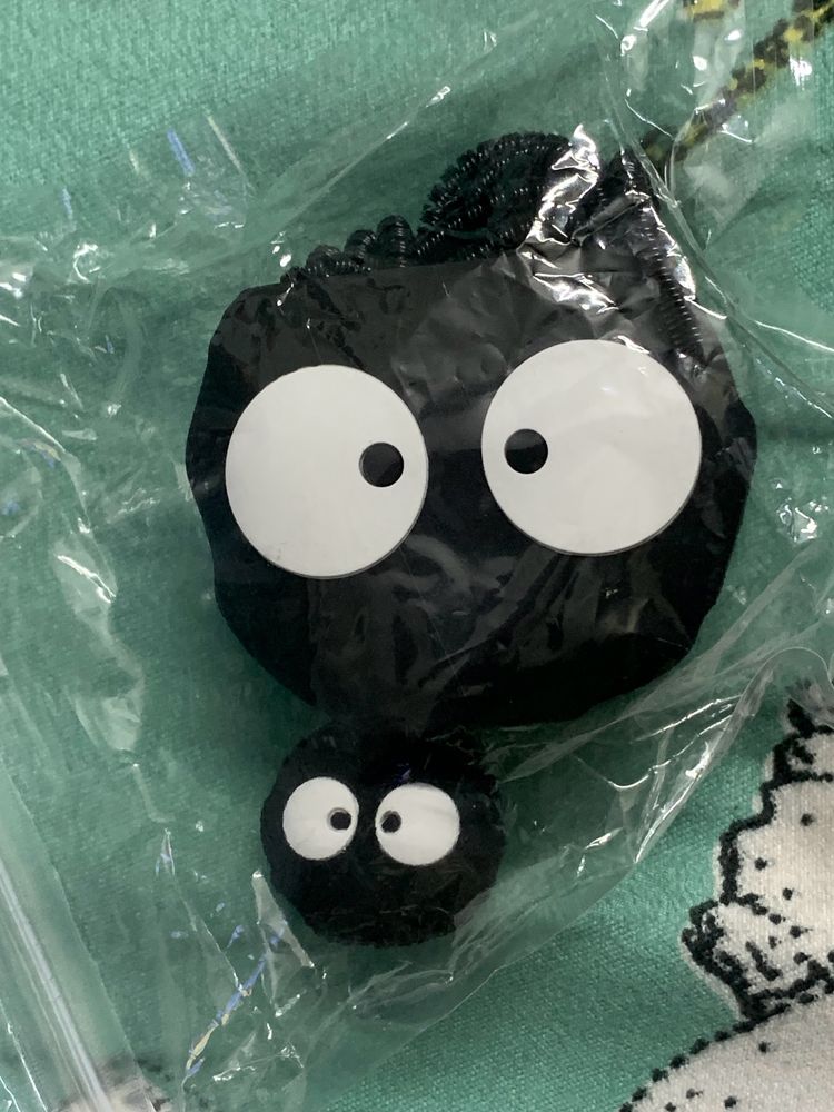 Charger Cover For iPhones🖤