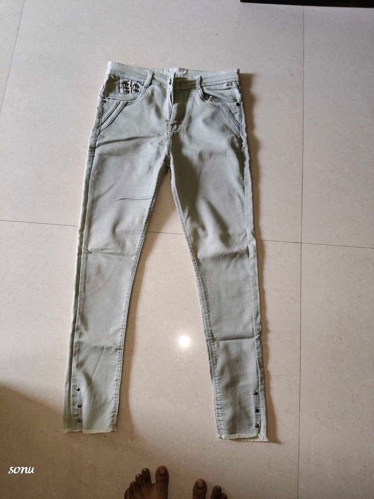 jeans
