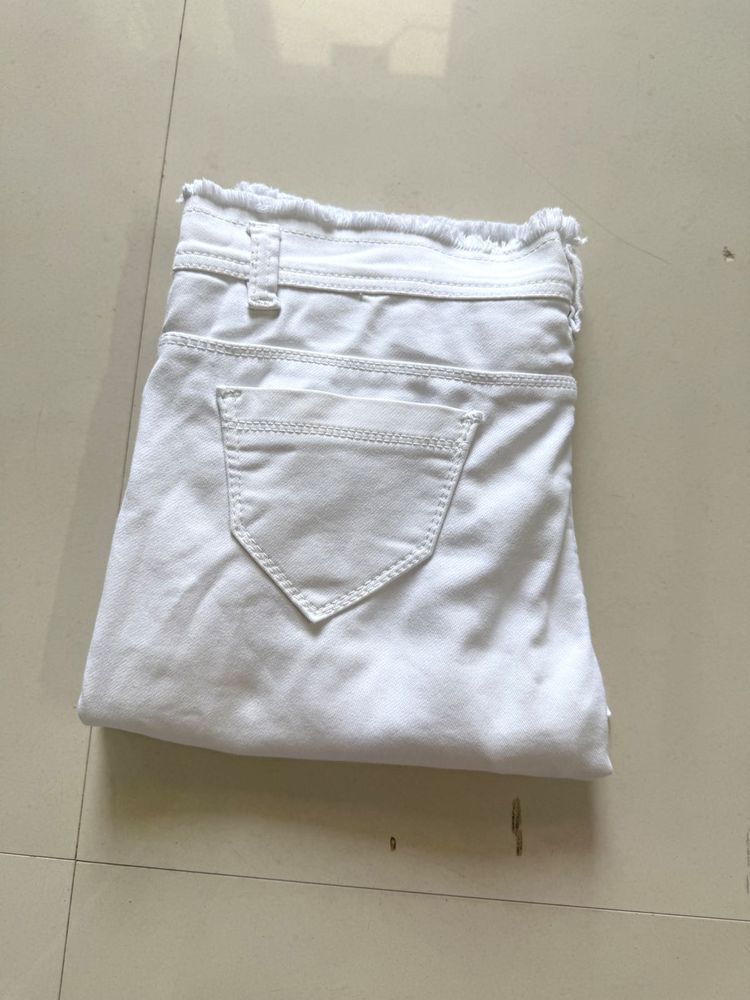 White Frayed Hem Denim Jeans