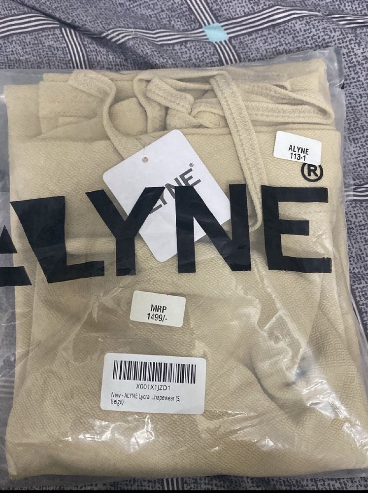 Saree shape Wear new With Tag Not Opened