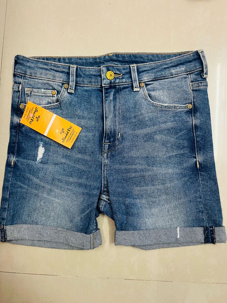 Women’s Denim Shorts – Regular Waist, Size 28/30