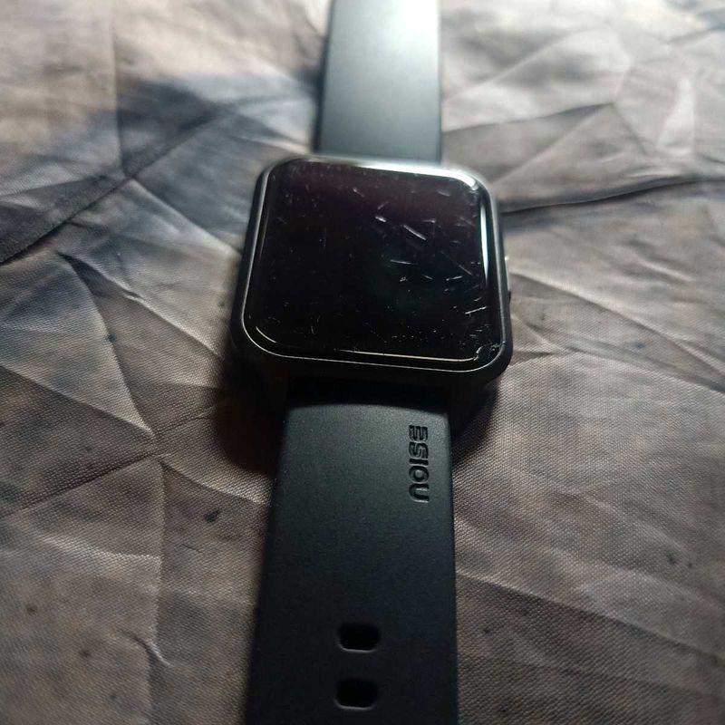 Noice Smart Watch ⌚