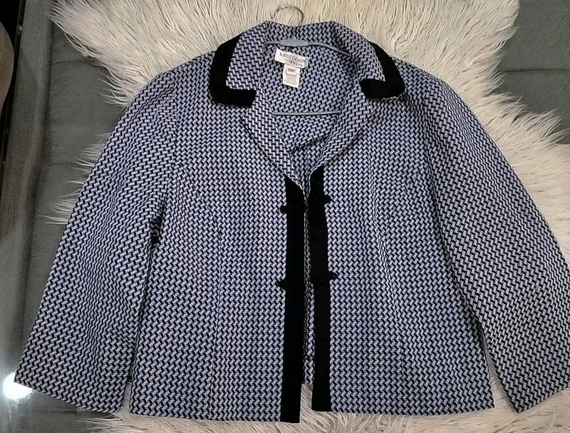 ✨Patterned Cropped jacket 🧥