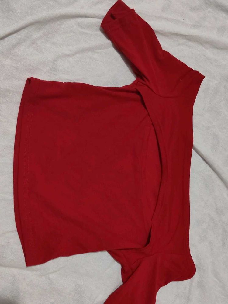 Red Cropped T-Shirt