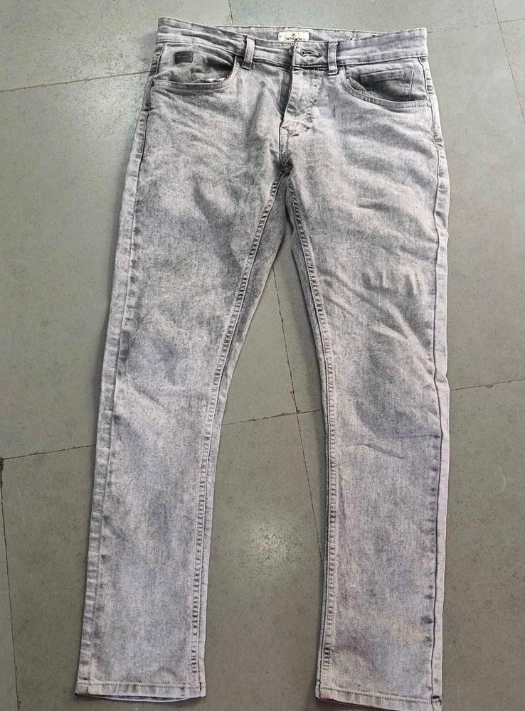 Gray Wash Denim Jeans 👖🩶