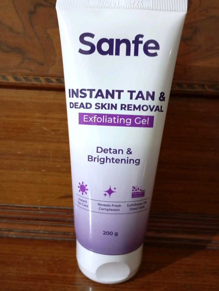 INSTANT TAN &amp; DEAD SKIN REMOVAL exfoliating gel