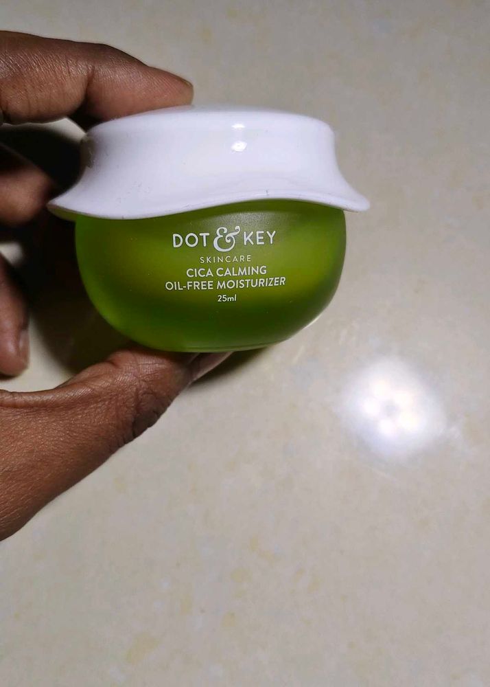 Dot And Key Cica Calming Oil Free Moisturizer