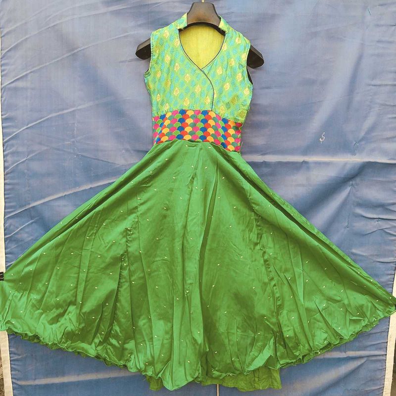 Green Dress with Colorful Accent