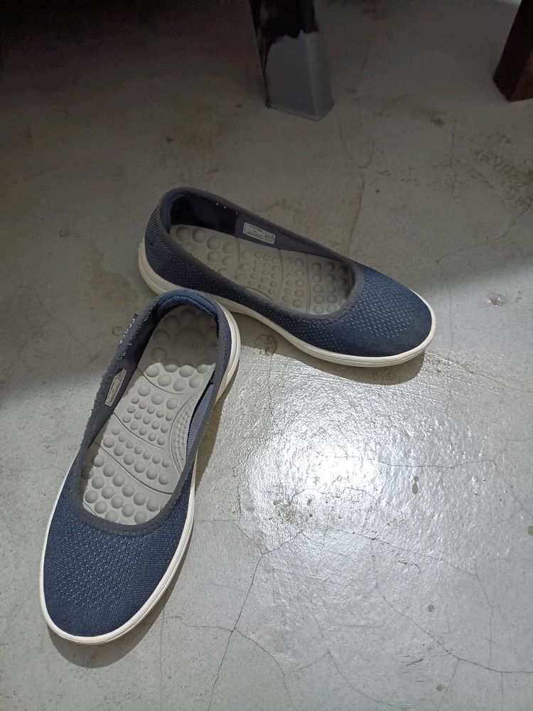 Original Crocs For Showroom Selling due to Size I