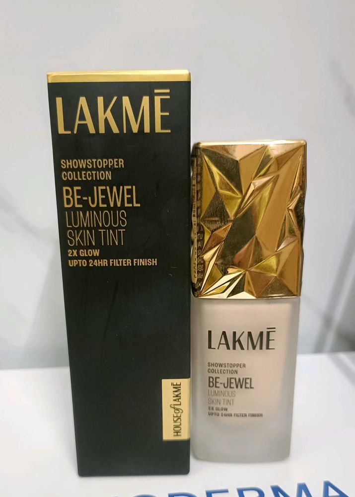 Lakme Be-Jewel Luminous Skin Tint
