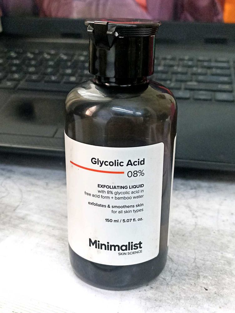 Minimalist Glycolic Acid 08% Exfoliating Liquid