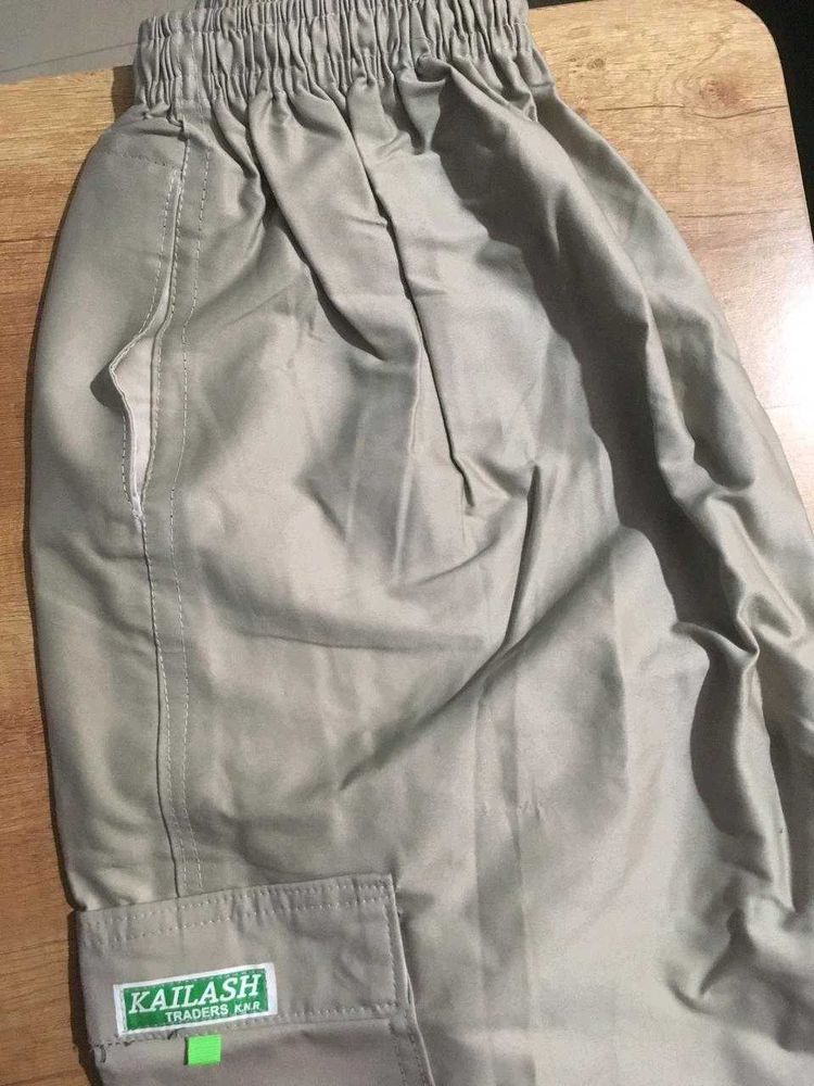 Unused Comfortable Capri For Men