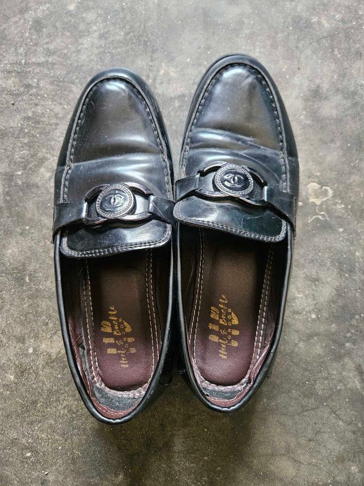 BLACK FORMAL SHOE