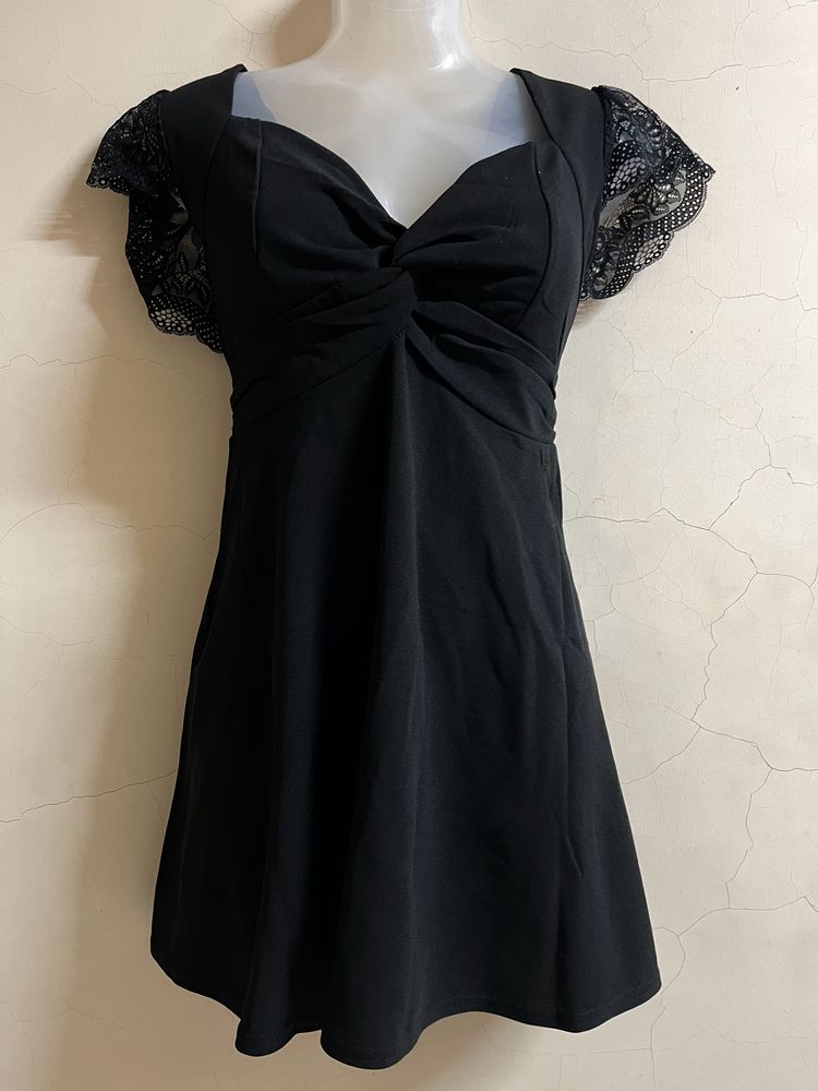 Korean Stylish One Piece🖤
