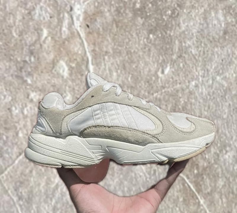 Adidas Yung offwhite shoes