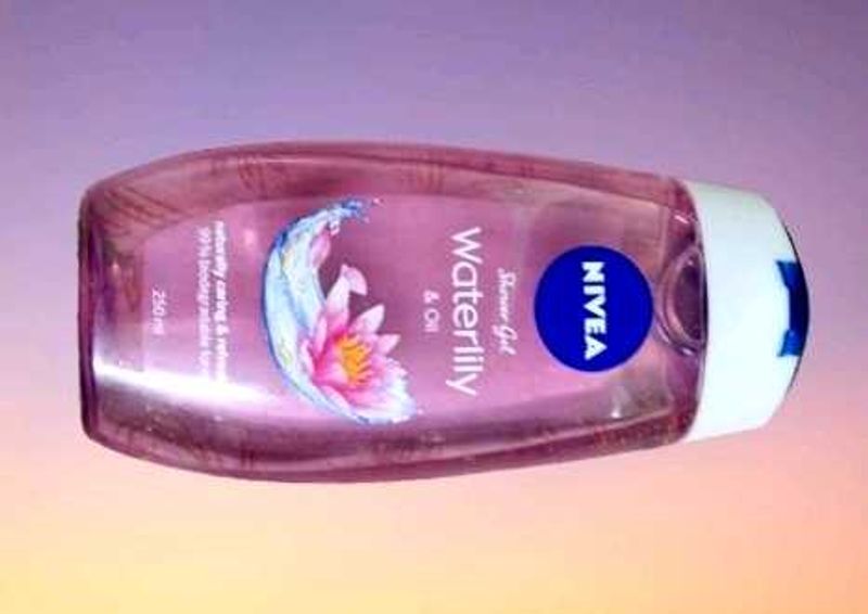 Nivea Waterlily &amp; Oil Shower Gel