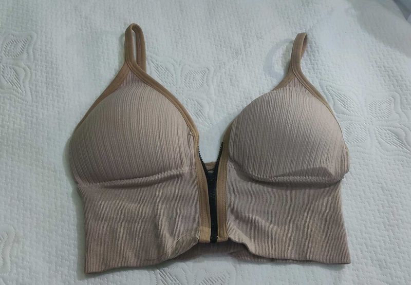 Front Zip Seamless Ribbed Sports Bra – Padded