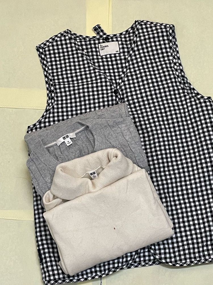 Uniqlo Women&#39;s Clothing Bundle
