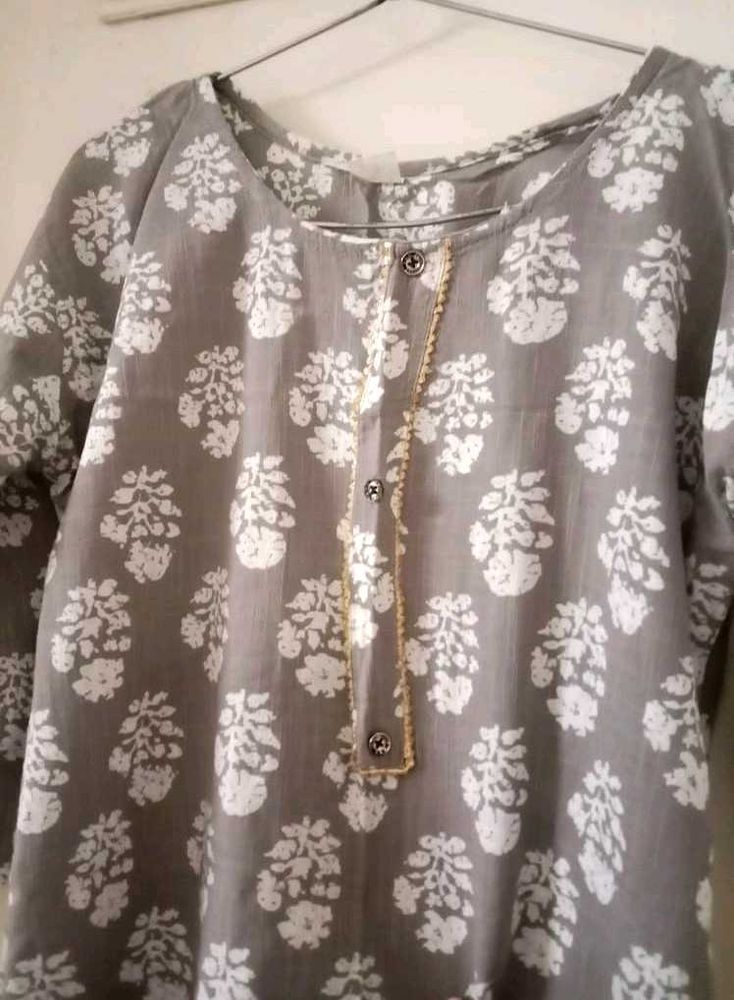 Women Straight Long Grey Colored Kurta