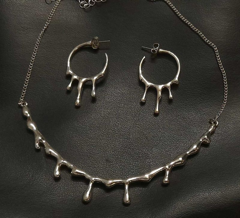 H&amp;M Drip Look Necklace With Earrings